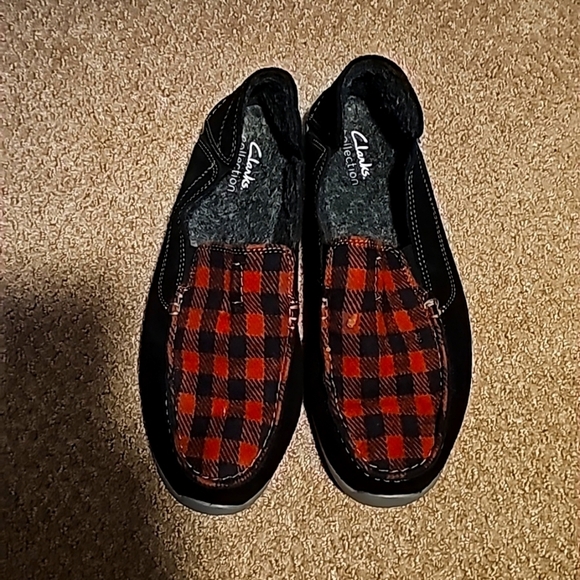 Clarks Other - Clarks Mens Gorwin Slip On Buffalo Check Shoes size 8